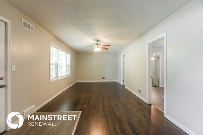 Foto del edificio - 6201 E Red Bridge Rd