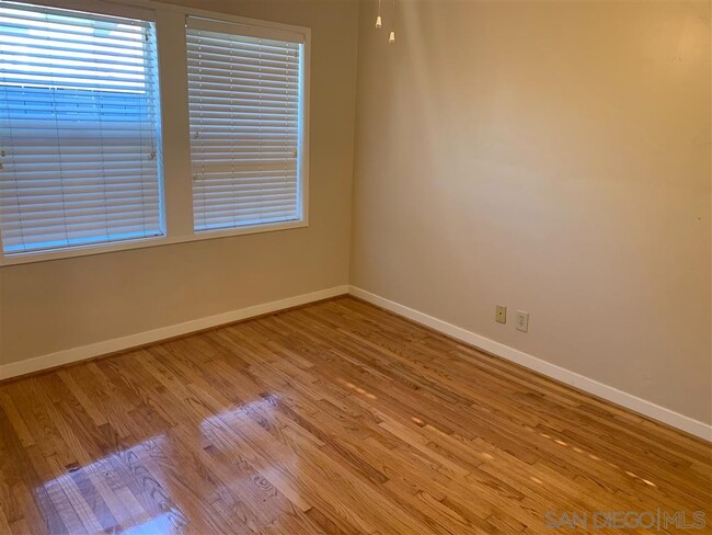 Foto del edificio - 3016 Beech St