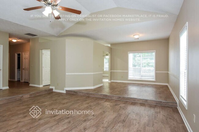 Foto del edificio - 2041 Stone Forest Dr