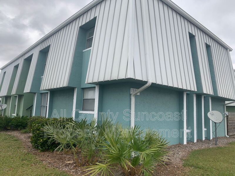 Foto principal - 7450 35th St N