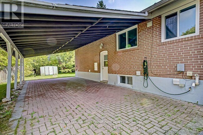 Building Photo - 35 Aurora Heights Dr