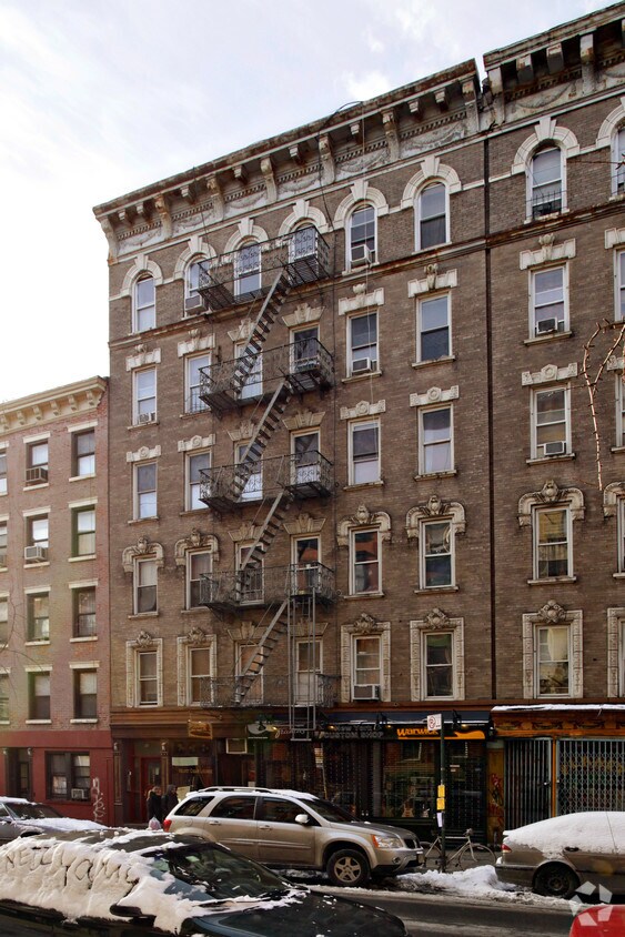 Foto principal - 80 E 7th St