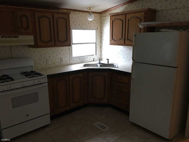 Building Photo - 3 br, 1 bath House - 306 Alexia Ln
