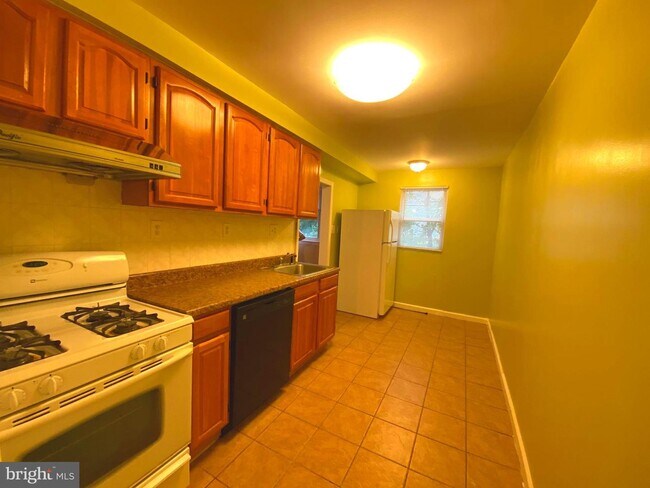Foto del edificio - 45 Greenhill Rd