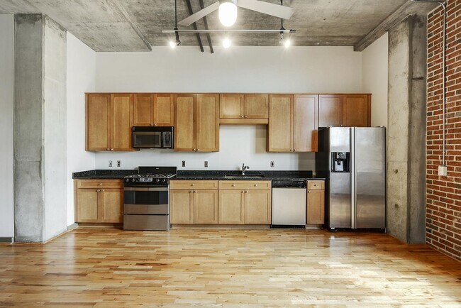 Foto del edificio - 660 Glen Iris Dr NE
