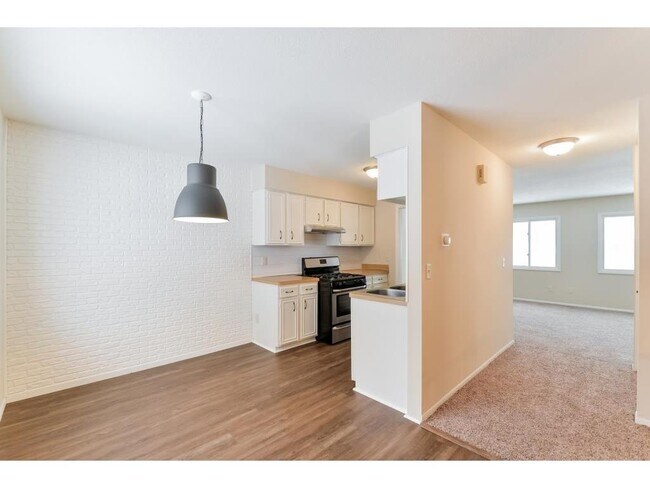 Foto del edificio - 2067 103rd Ave NW