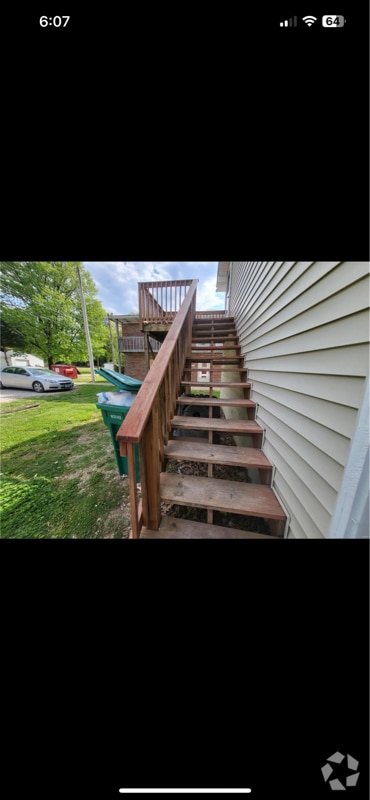 Building Photo - 3600 Falling Springs Rd