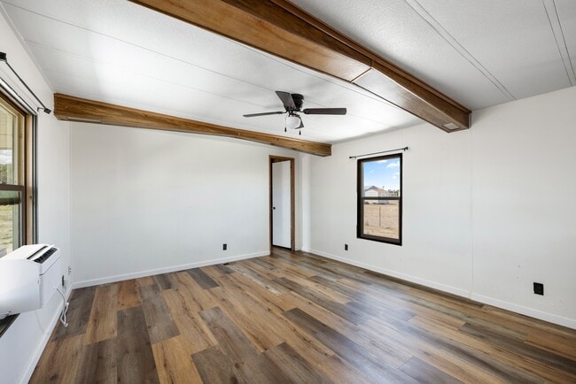 Building Photo - 820 Beefway Ranch Ct