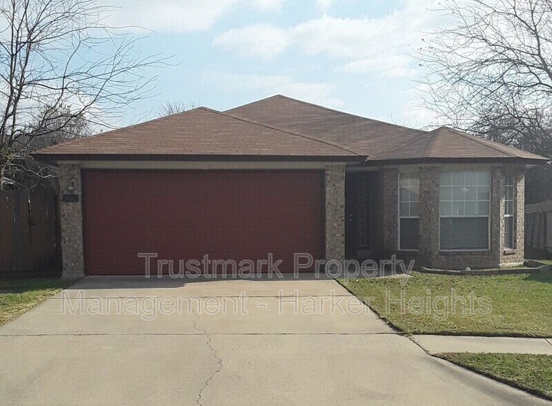 Primary Photo - 2312 Tracey Ann Ln