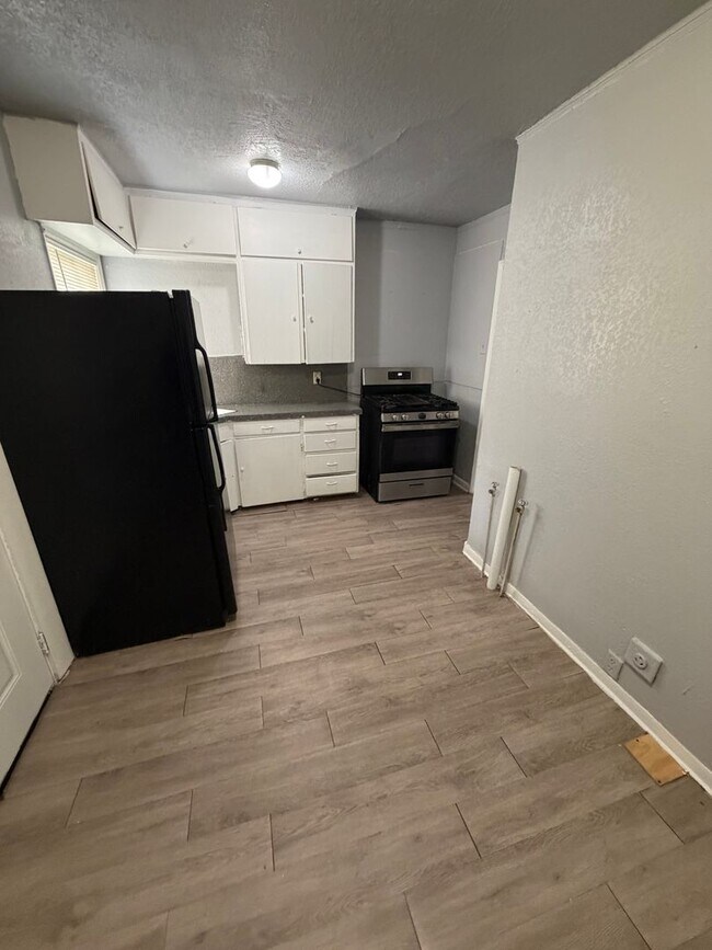 Foto del edificio - Single-Family Home Available in 76107