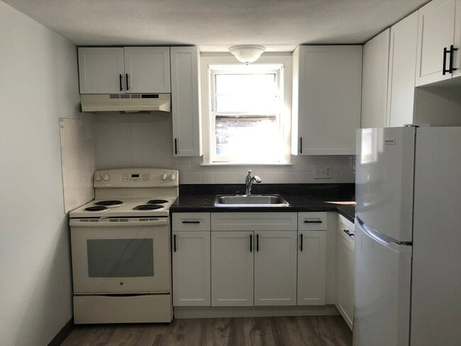 Foto del edificio - 103 Trapelo Rd