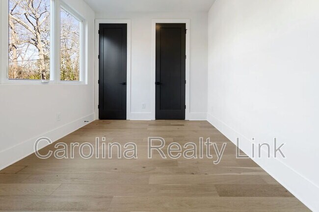 Foto del edificio - 3525 Avalon Ave