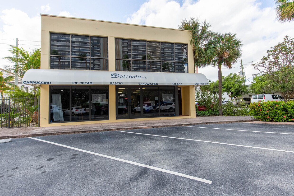 Primary Photo - 3515 Galt Ocean Dr