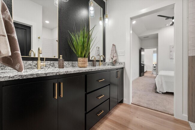 Foto del edificio - 1415 Farmhouse Ave