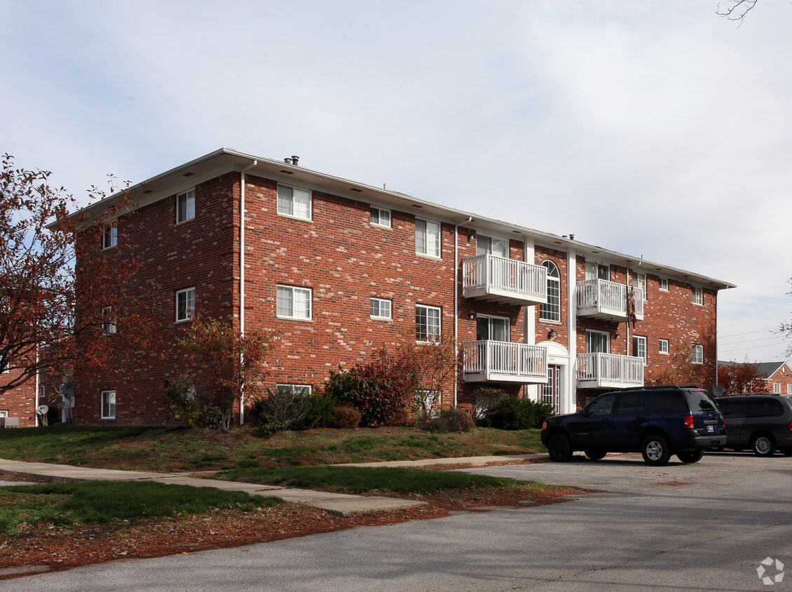 Berkley Commons Apartments Indianapolis In Apartments Com