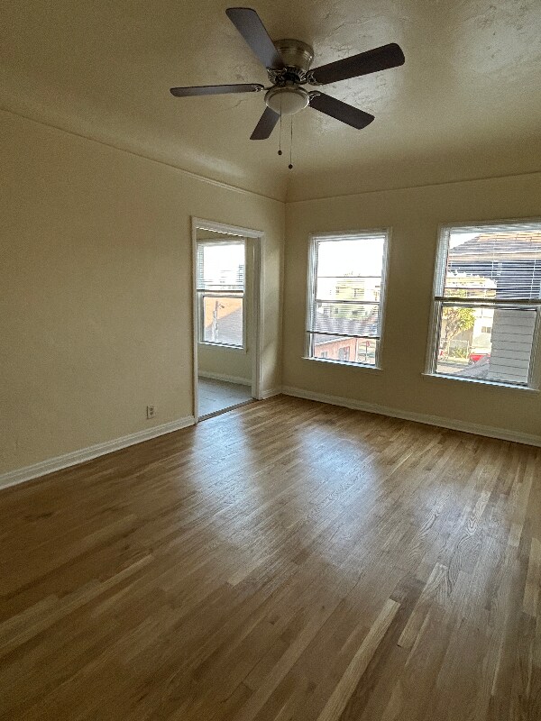 Foto del edificio - 1154 Normandie Ave