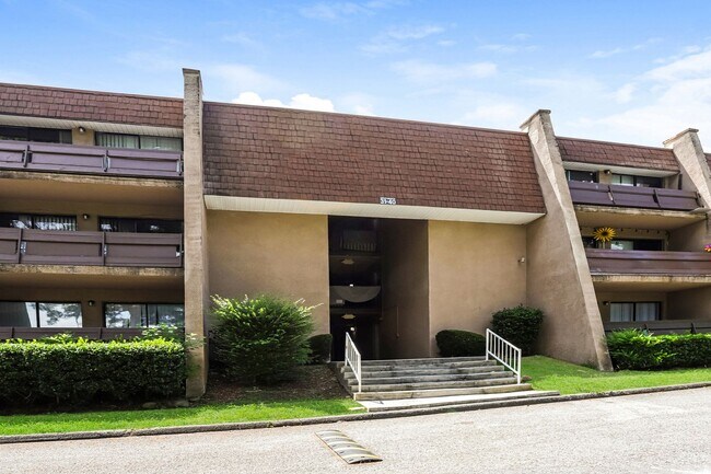 Foto del edificio - 915 S Seminole Dr
