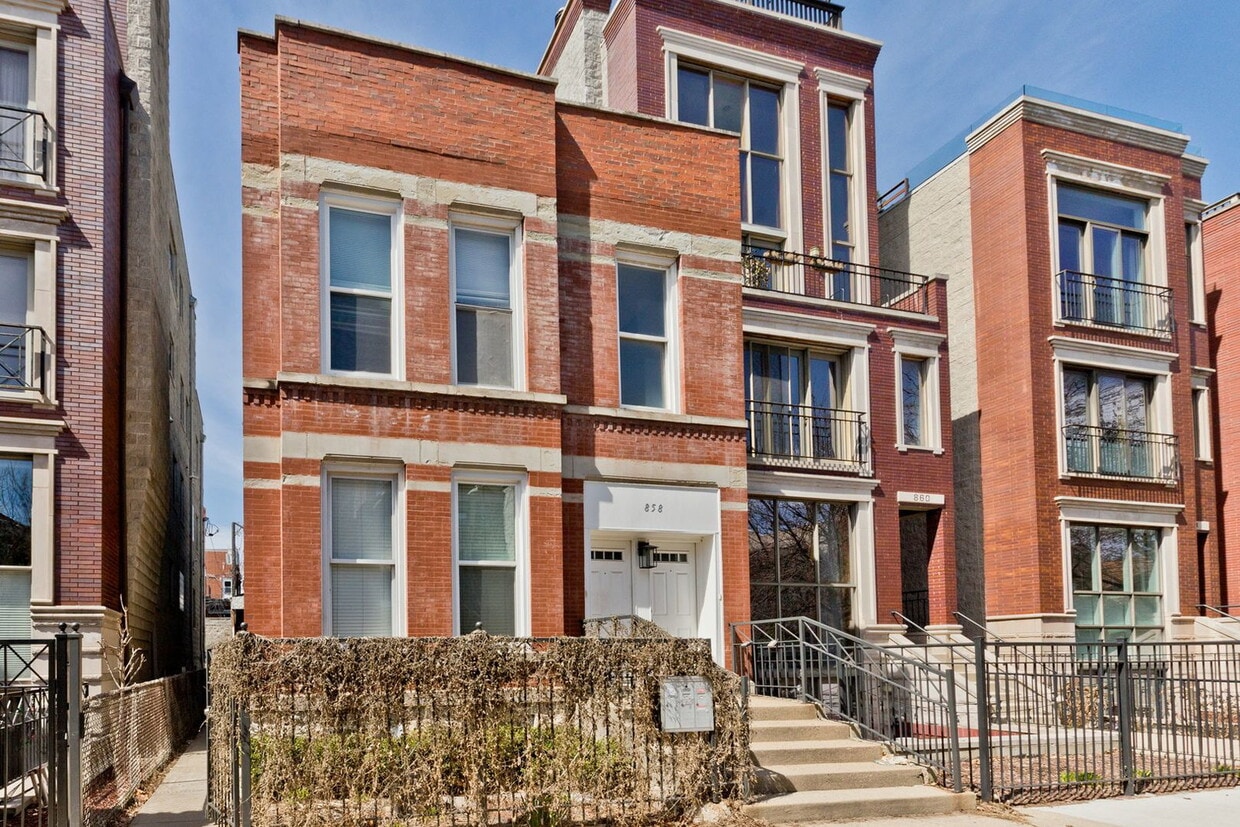 Photo - 858 North Paulina Street Apt #CH1, Chicago, IL 60622 - 3 BR 3 BA detached house