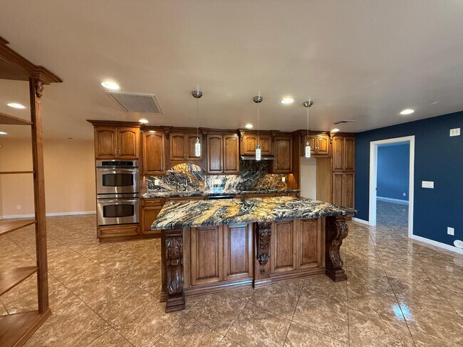 Foto del edificio - 4028 W Augusta Ave