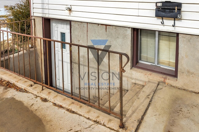 Building Photo - 357 S 200 W St