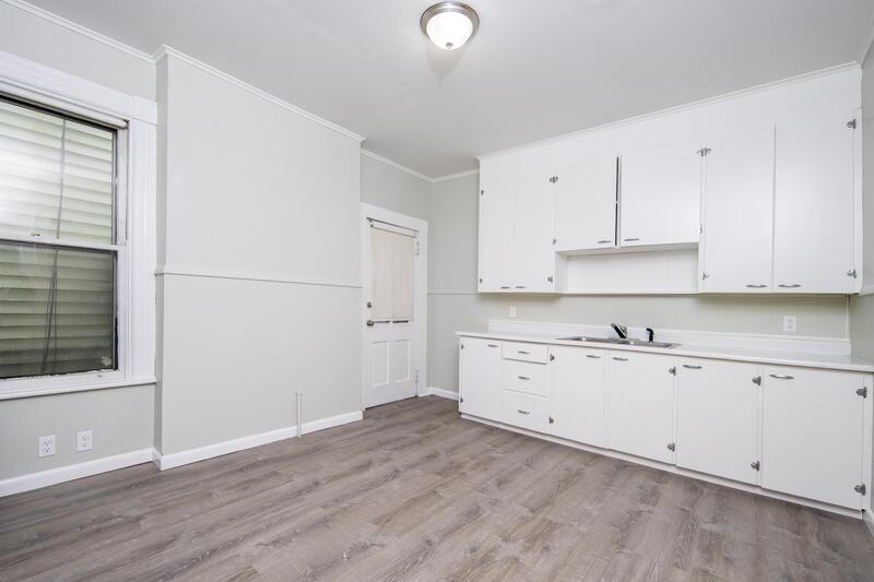 Primary Photo - 159 Hoosick St