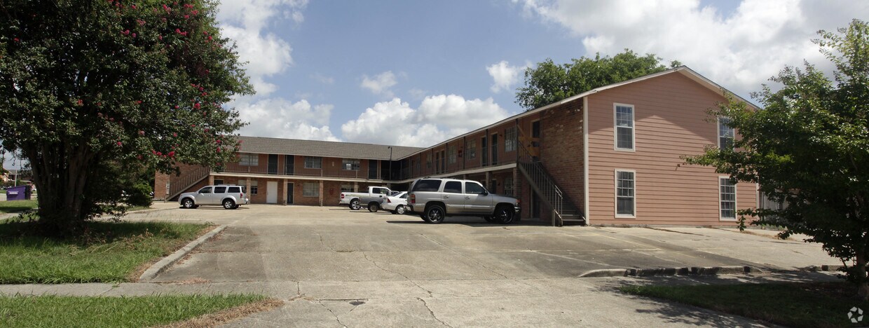 Foto principal - 622 N Carrollton Ave