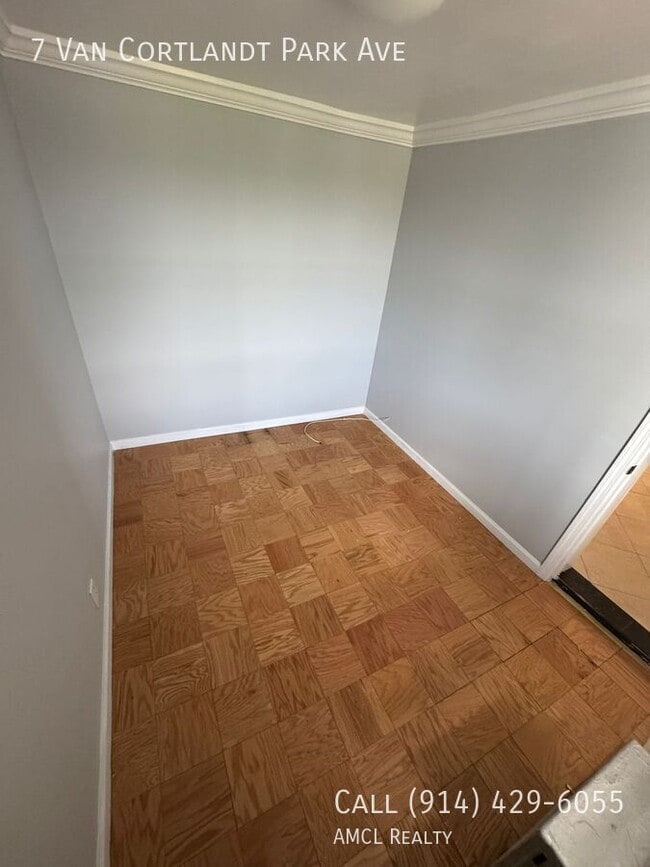 Photo - 7 Van Cortlandt Park Ave Apartment