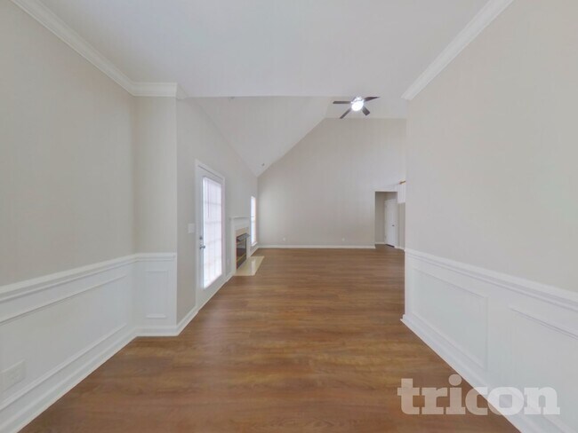 Foto del edificio - 6031 Powder Mill Pl