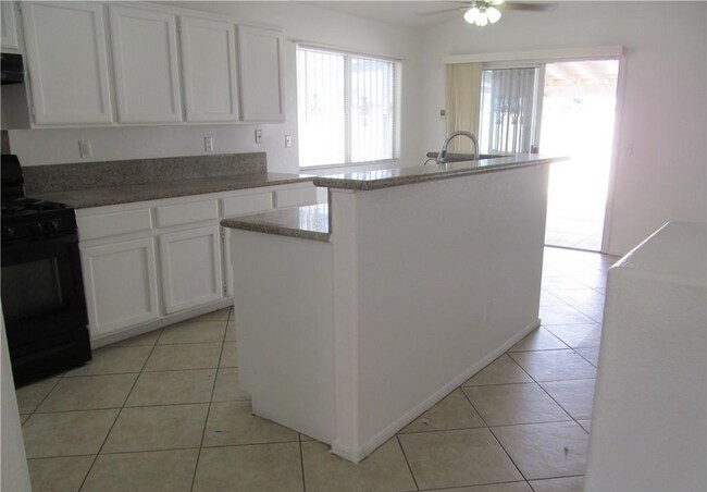 Building Photo - 3732 White Peppermint Dr