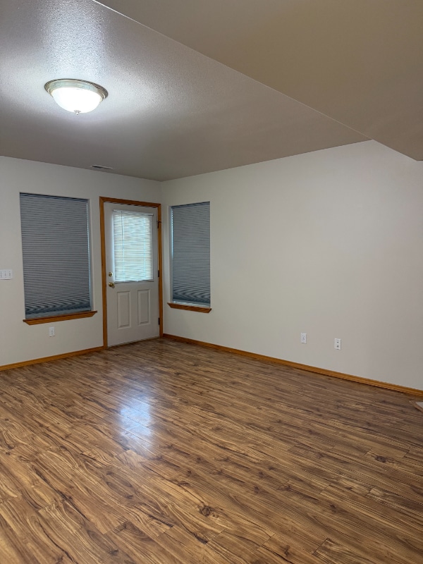 Foto del edificio - 1979 Greatview Dr