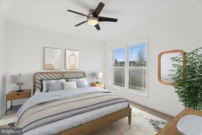 Foto del edificio - 98 N Bacton Hill Rd