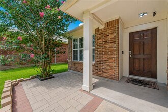 Building Photo - 9642 Sugarblossom Ln