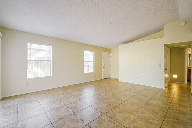 Building Photo - 4774 W Menadota Dr