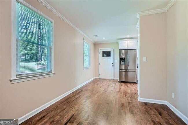 Building Photo - 2534 Niskey Lake Rd SW