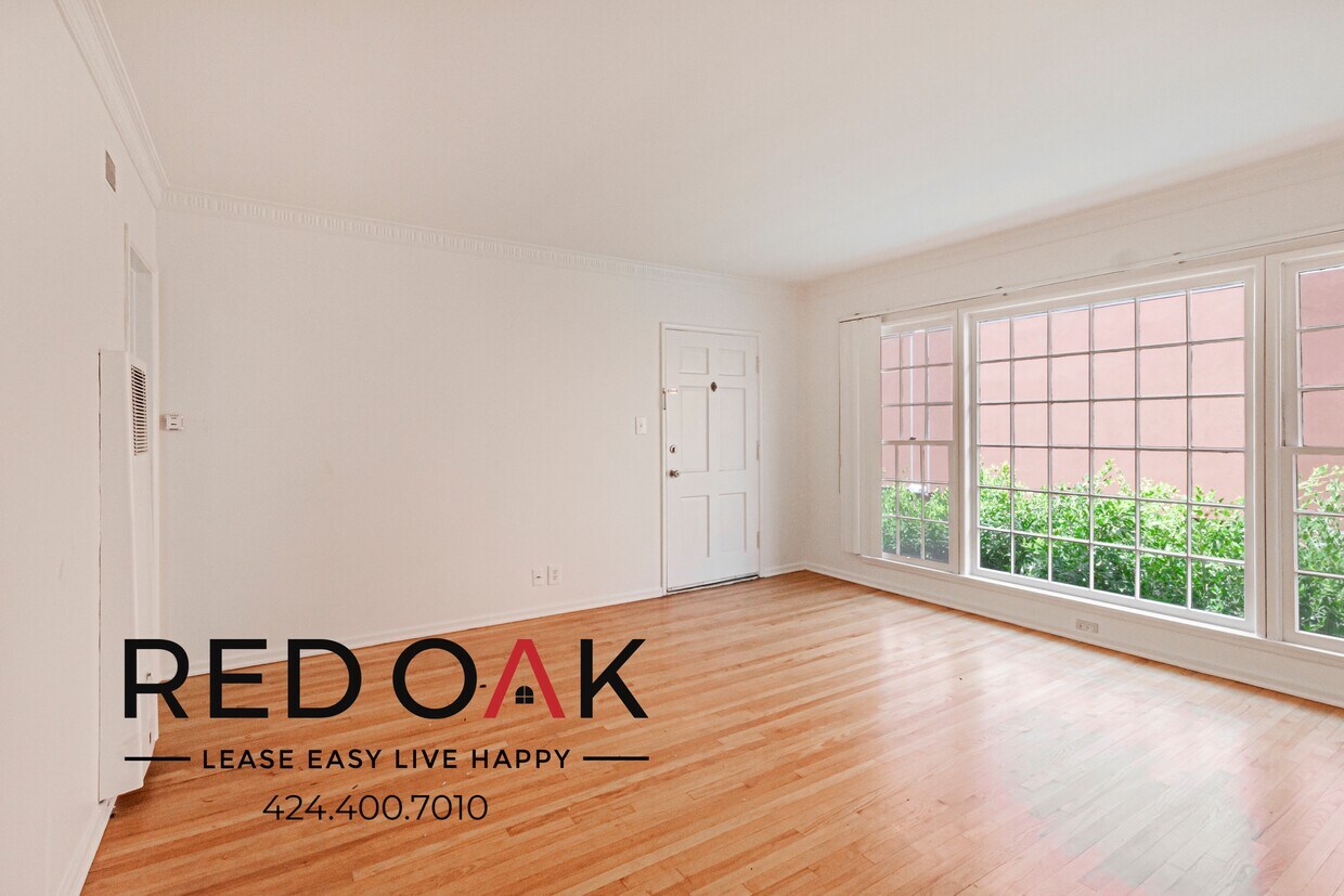 Foto principal - 1050 S Corning St