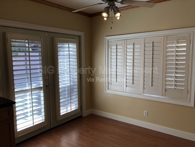 Building Photo - 507 E Cypress St