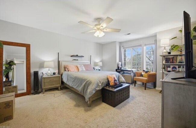 Foto del edificio - Hampton Home