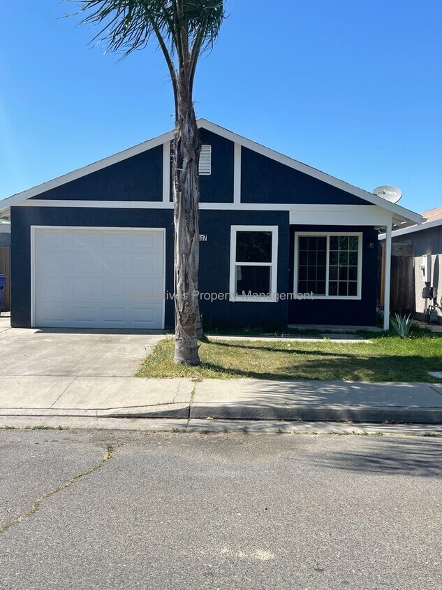 Primary Photo - Home for Rent in Atwater - 1627 Mitchell L...