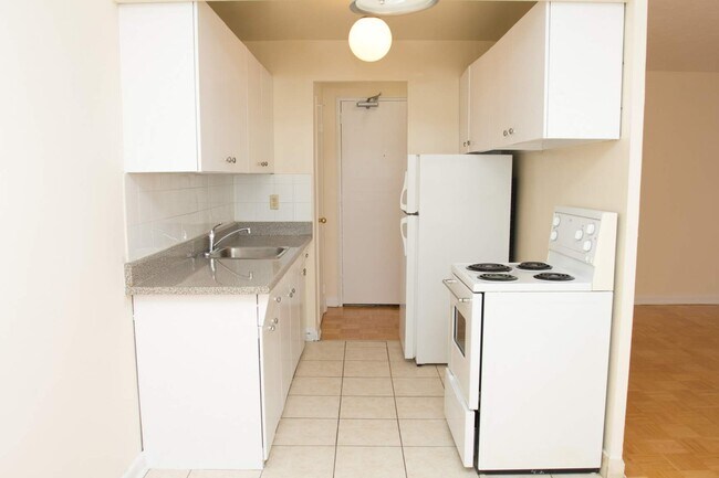 Photo du bâtiment - 672 Kennedy Rd