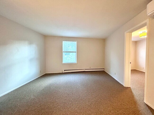 Foto del edificio - Cresent NE Apartments