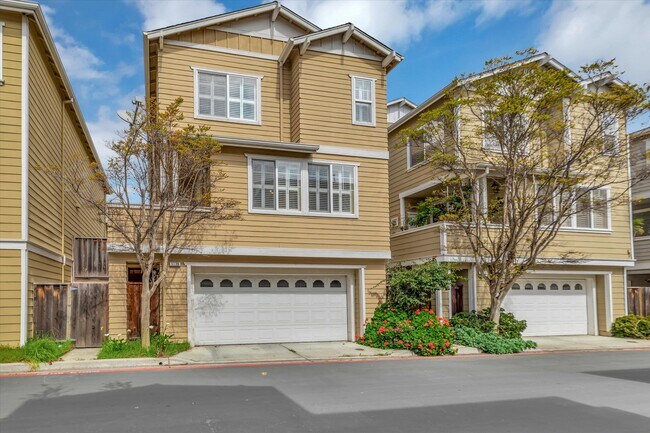 Foto del edificio - 5175 Trinity Park Dr