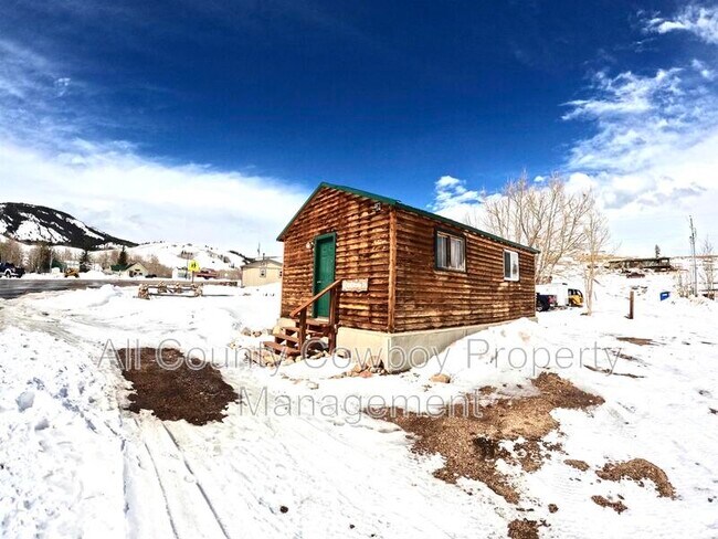 Foto del edificio - 12 Cedar Ave