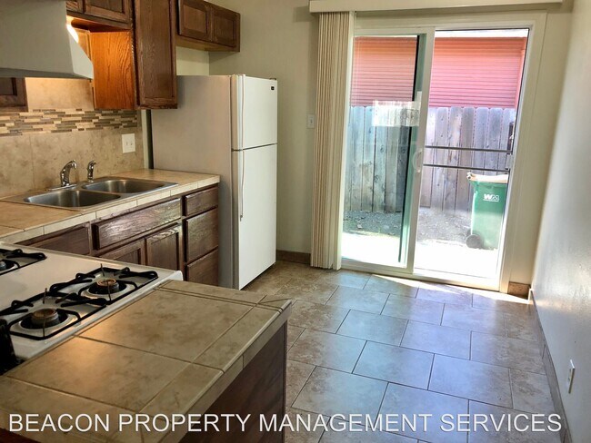 Building Photo - 505 Hilborn St