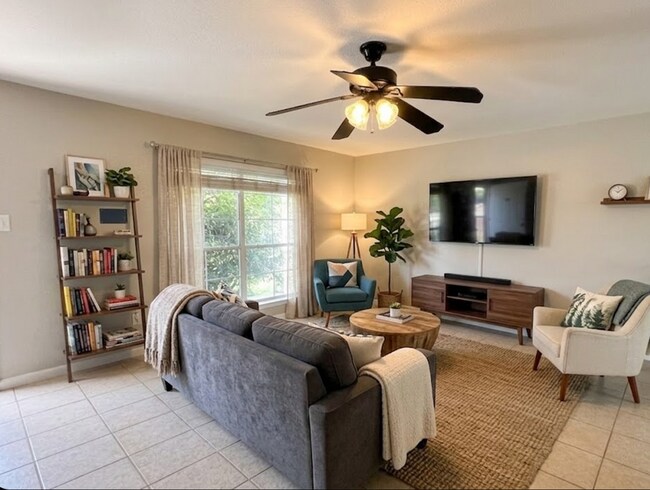 Foto del edificio - AVAILABLE NOW; APPLY AT OUR WEBSITE TODAY!!