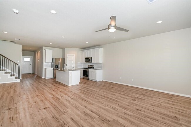 Building Photo - 18614 Georgina Lily Ln