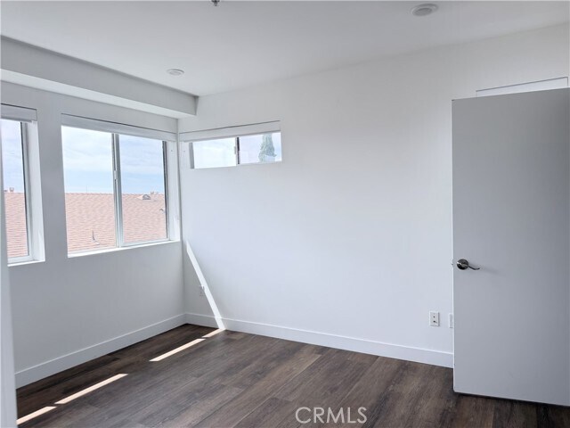 Foto del edificio - 1245 N New Hampshire Ave