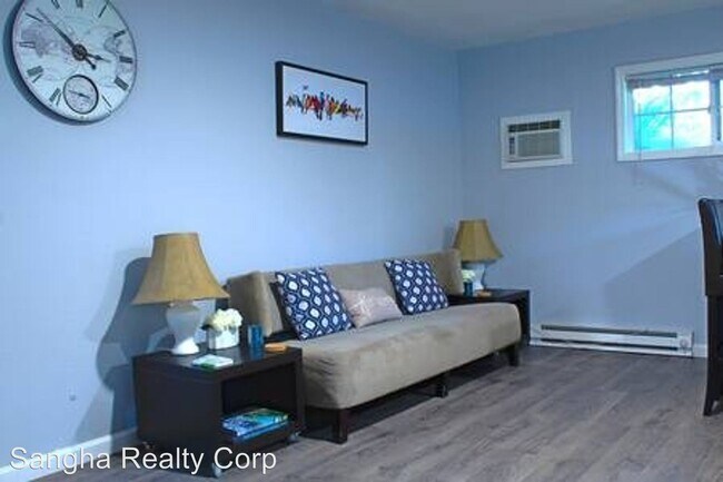 Foto del edificio - 41786-41788 Osgood Rd
