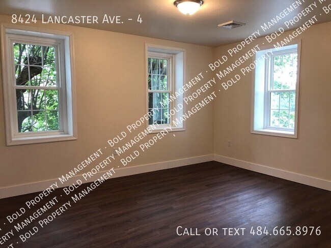 Foto del edificio - 8424 Lancaster Ave