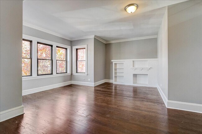 Building Photo - 6241 S Spaulding Ave