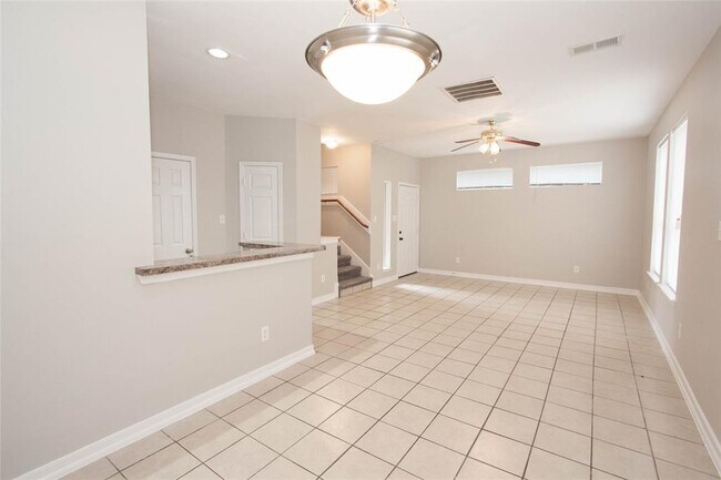Building Photo - 4510 Balkin St